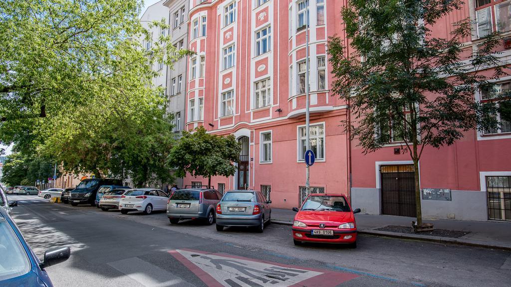 Apartment Tower Prag